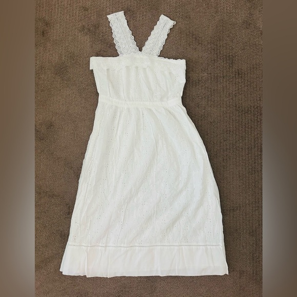 Abercrombie White Eyelet Midi Dress - Picture 2 of 5